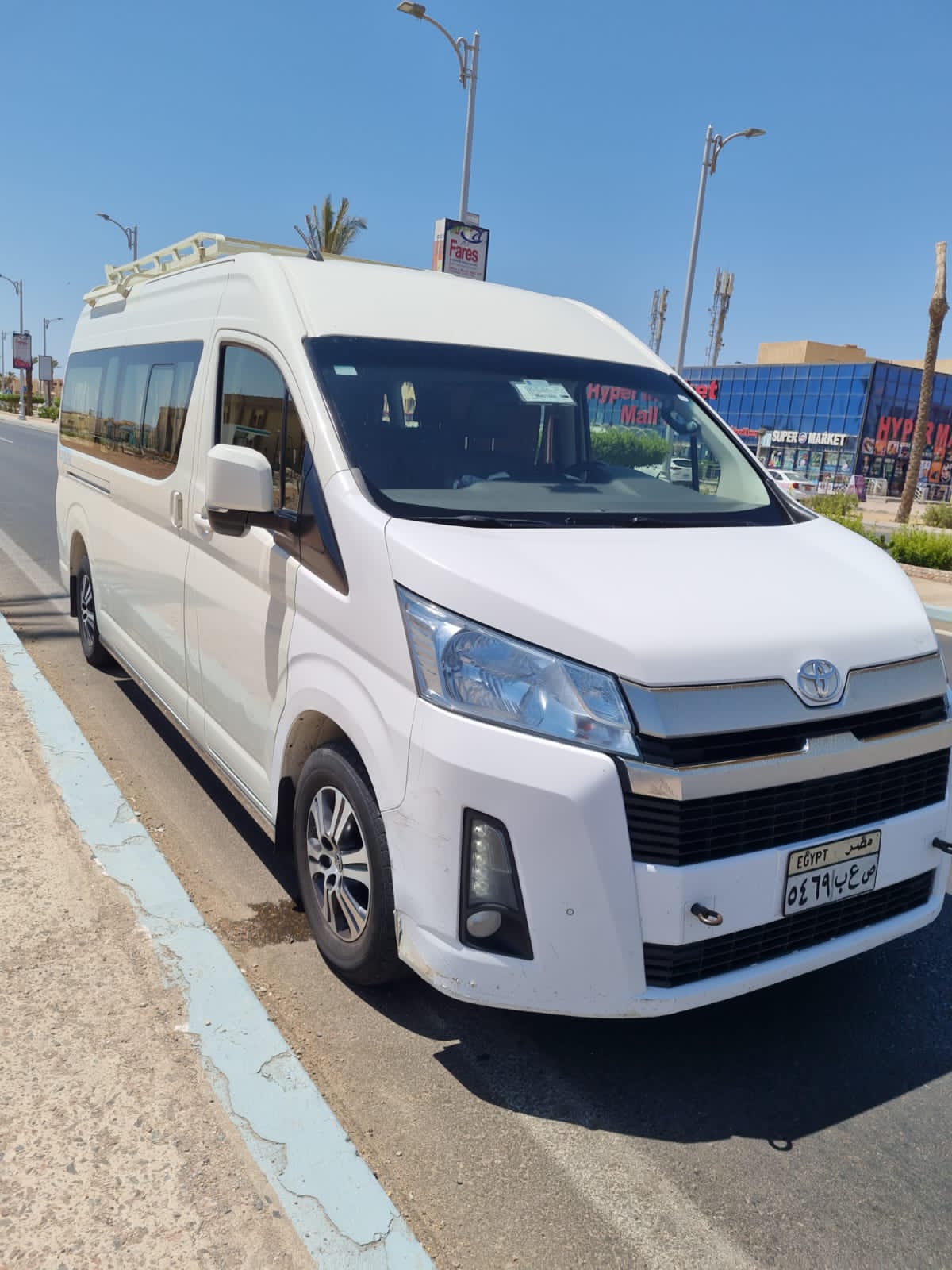 ايجار تويوتا للرحلات 15 راكب