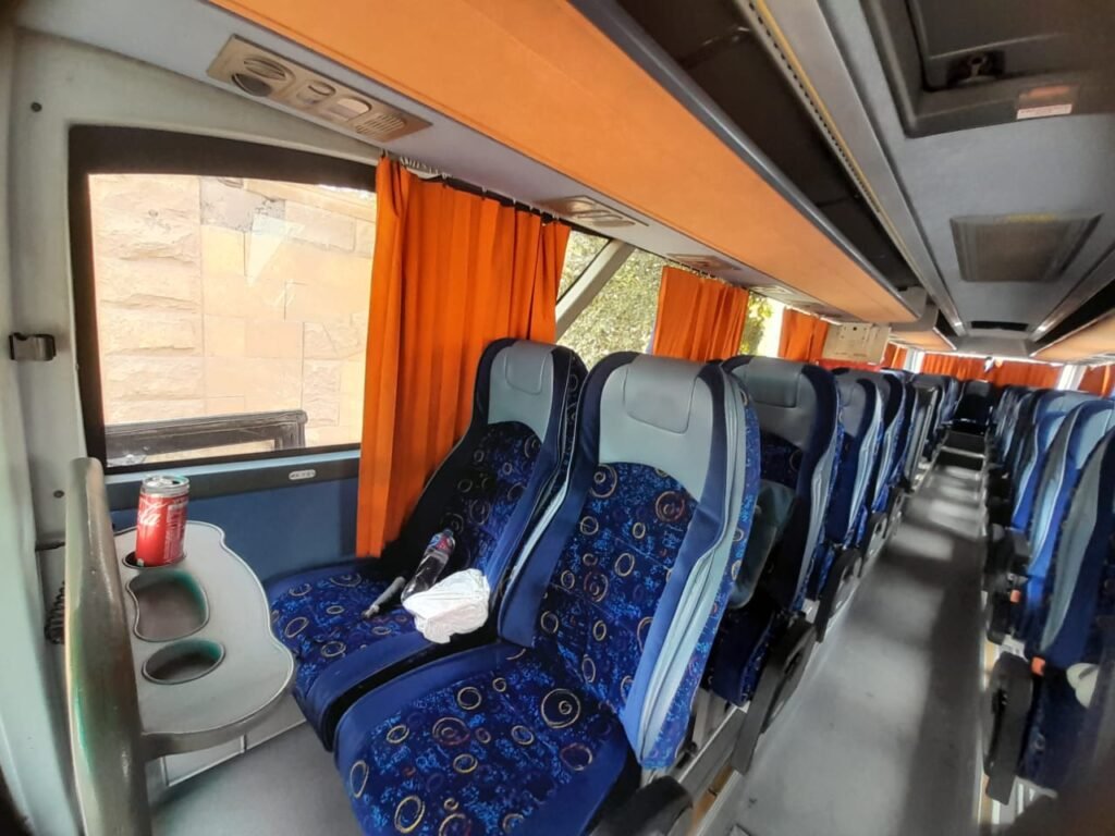 ايجار مرسيدس 50 ر اكب الي الغردقة