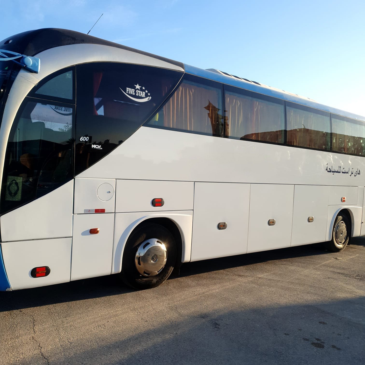 ايجار اتوبيس مرسيدس الى الفيوم