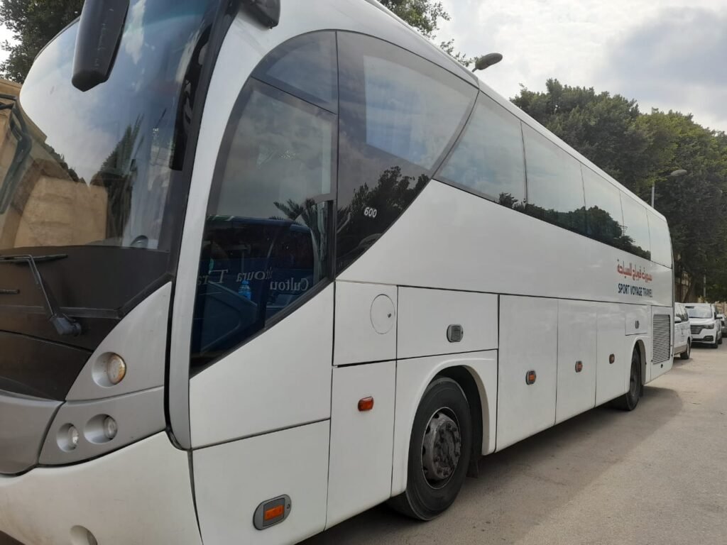 ايجار باص سياحي 50 راكب الي الاسكندرية 